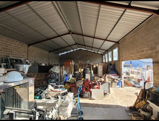 1,556M² WORKSHOP FOR SALE IN HOPEFIELD